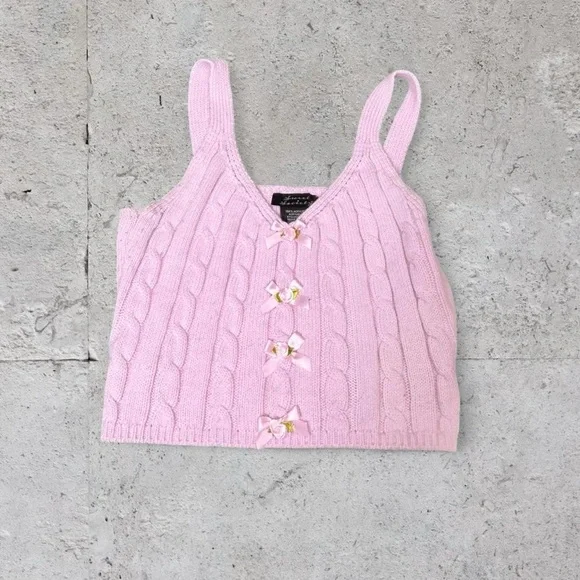 Cable Knit Pink Cropped Tank Top - Picture 2 of 4